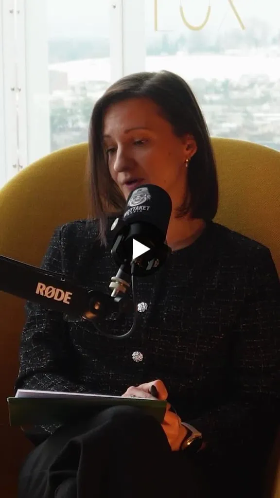 Podkaststudio i Lørenskog med profesjonelle mikrofoner og kamera-oppsett